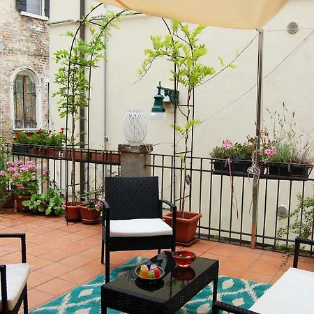 Apartamento Marinaressa Biennale Terrazza Venecia Exterior foto