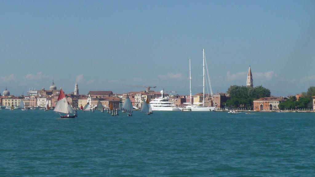 Apartamento Marinaressa Biennale Terrazza Venecia Exterior foto