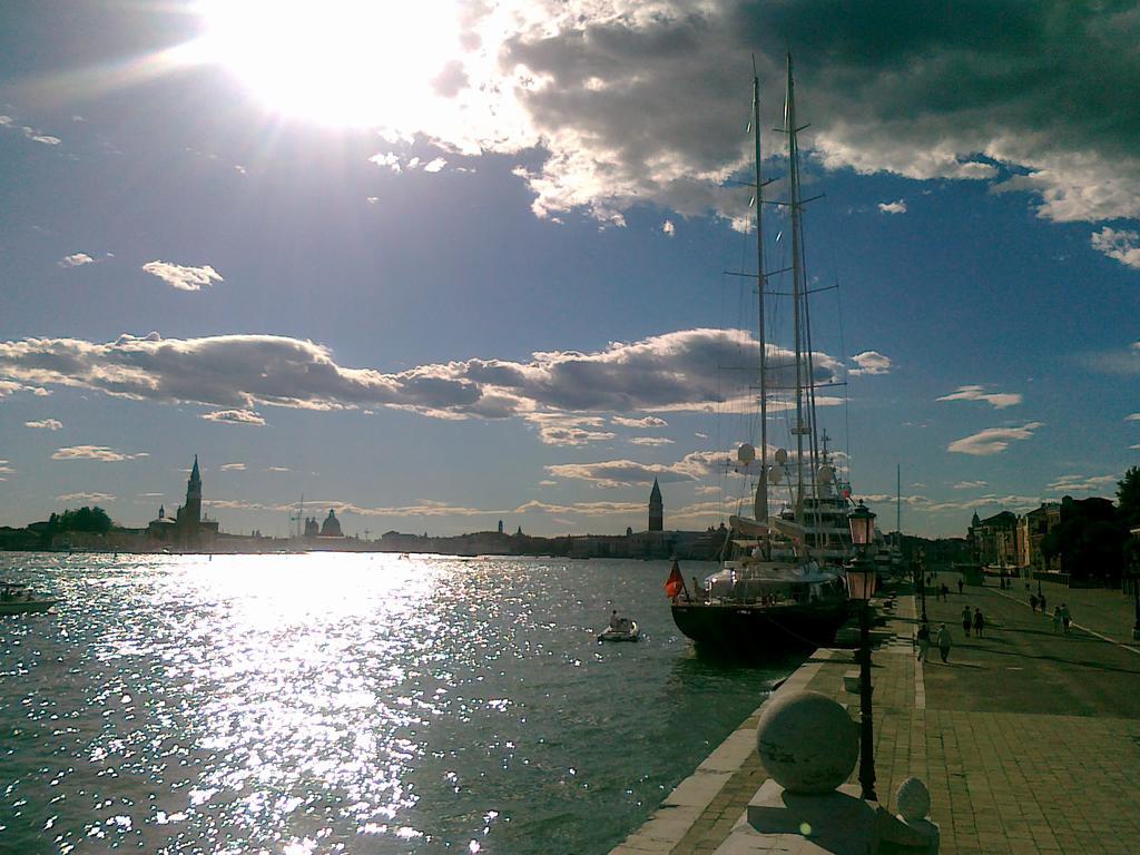 Apartamento Marinaressa Biennale Terrazza Venecia Exterior foto