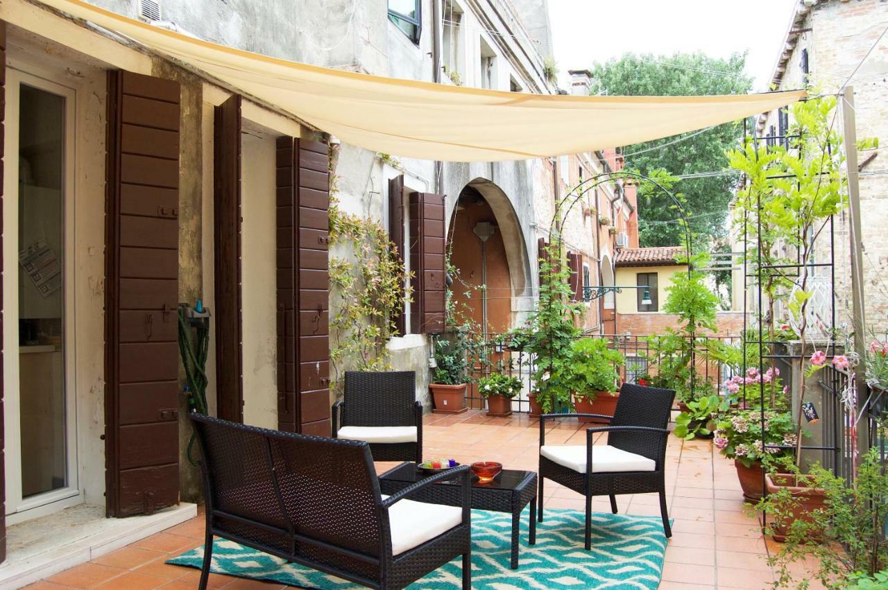 Apartamento Marinaressa Biennale Terrazza Venecia Exterior foto