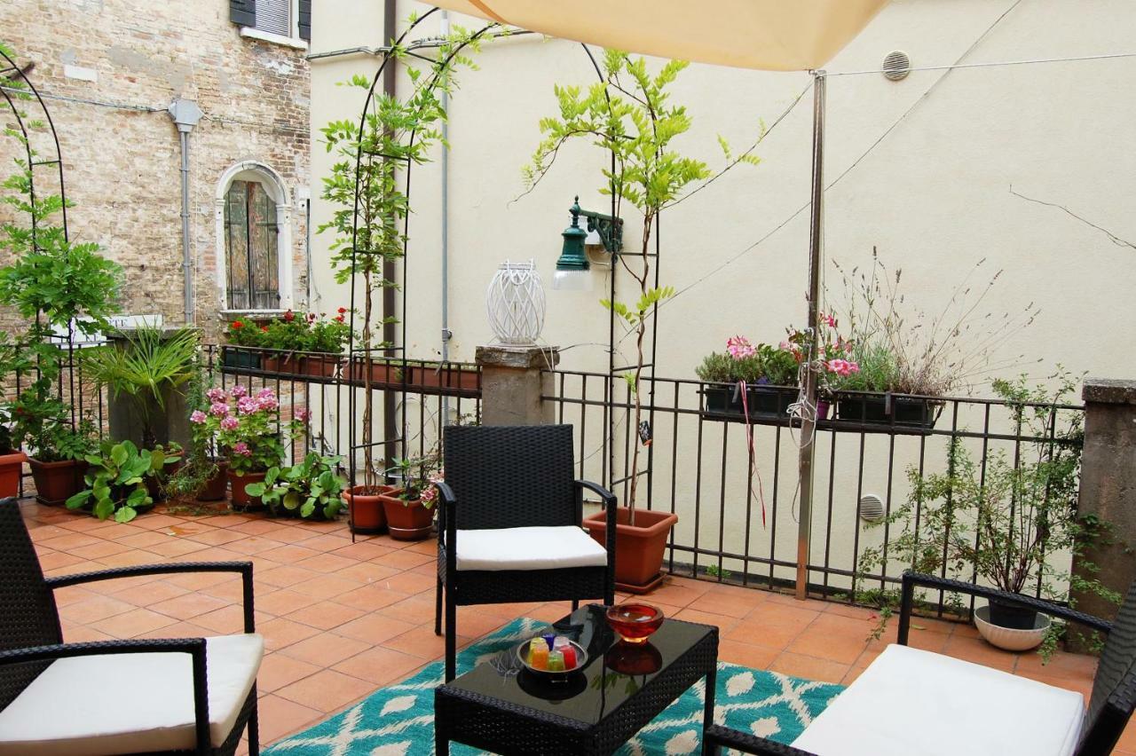 Apartamento Marinaressa Biennale Terrazza Venecia Exterior foto
