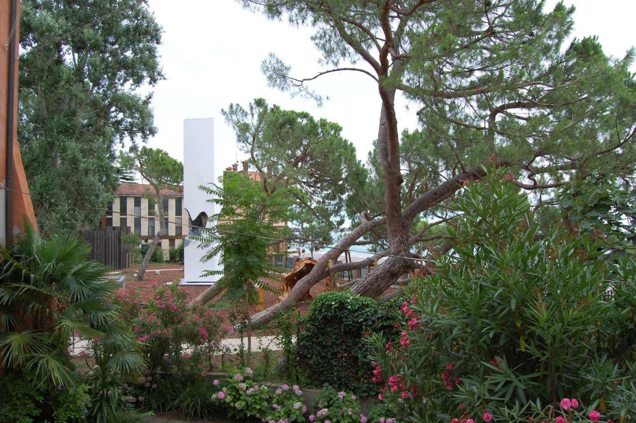 Apartamento Marinaressa Biennale Terrazza Venecia Exterior foto